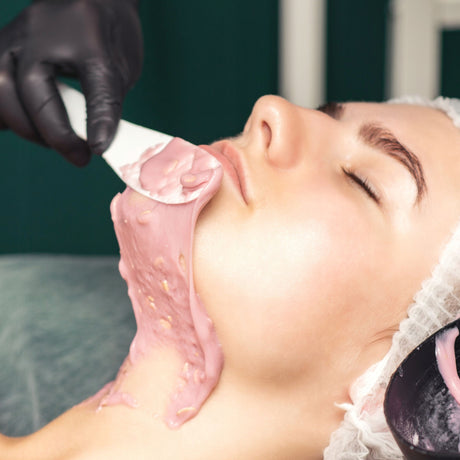 Bielenda Proffesional Cooling Algae Face Mask Sachet with Rutin & Vitamin C On Face - Roxie Cosmetics