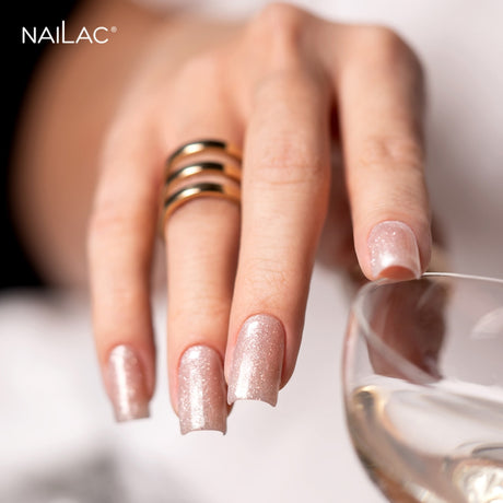 NaiLac Hybrid UV/LED Rubber Base Vintage Nails