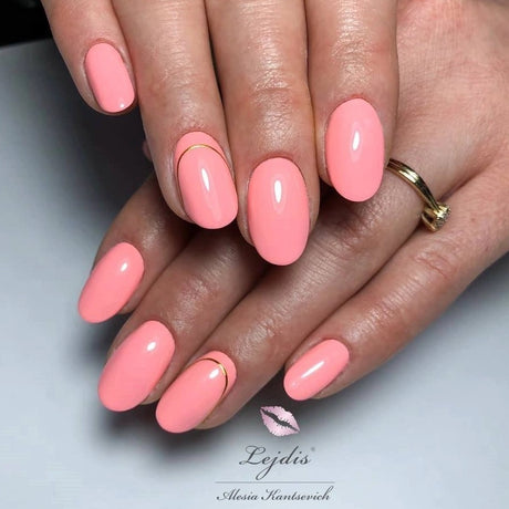 NaiLac UV/LED Gel Nail Polish 131 on nails