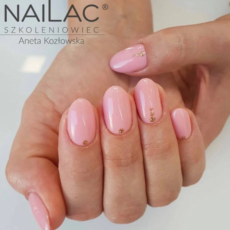 NaiLac UV/LED Gel Nail Polish 250 on nails