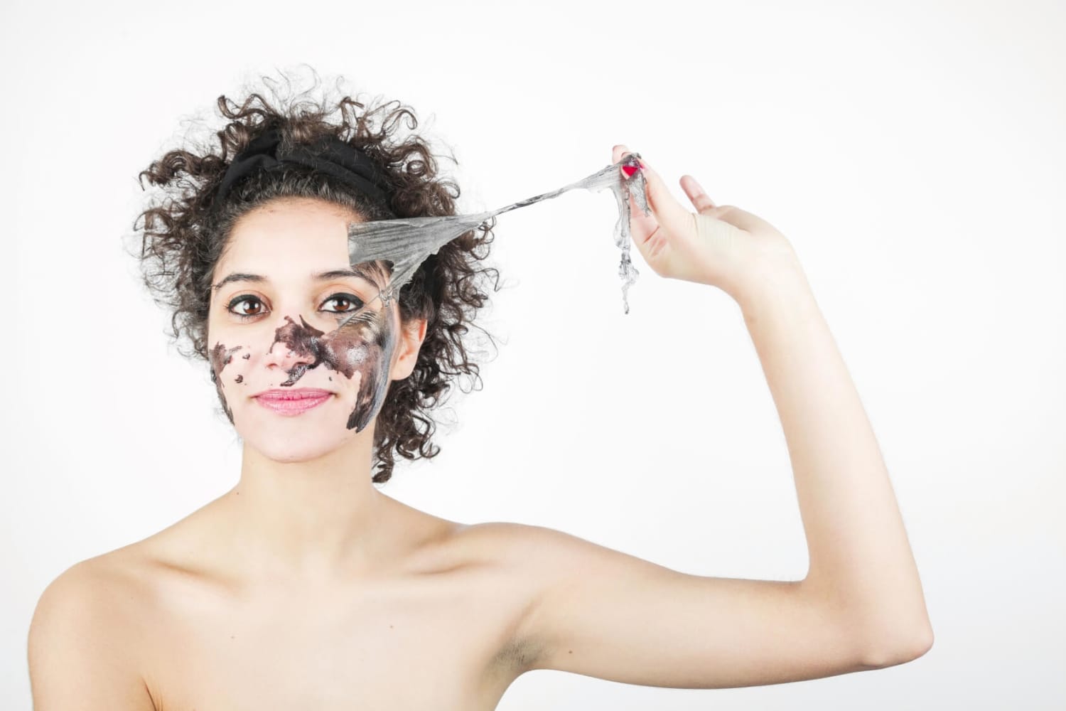 How to Properly Do a Facial Scrub?