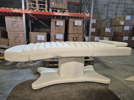 OUTLET Manufakturo Grandeur Electric Lash Beauty Bed - 3 Motors White