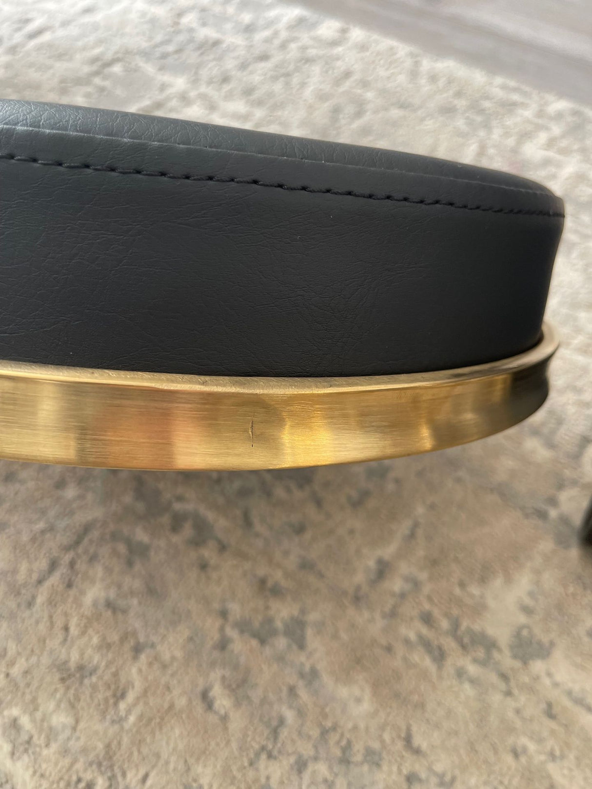 OUTLET ACTIVESHOP COSMETIC STOOL H5 GOLD BLACK