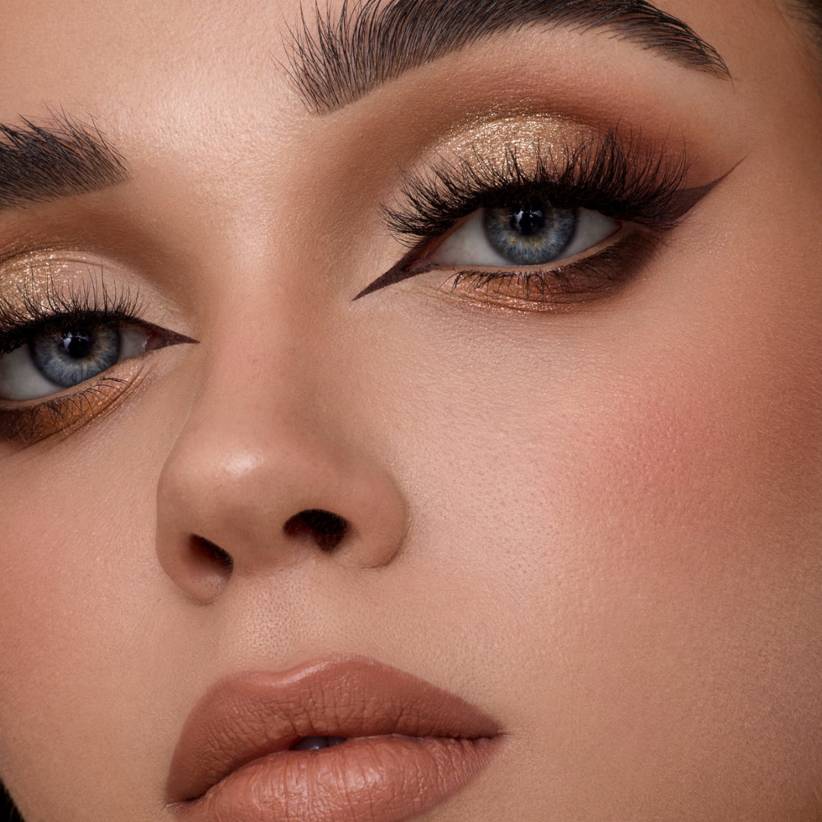Affect Classic Novel Mini Eyeshadow Palette Makeup