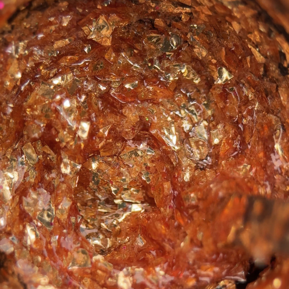 Slowianka Gold Flakes Powder Dust Swatch