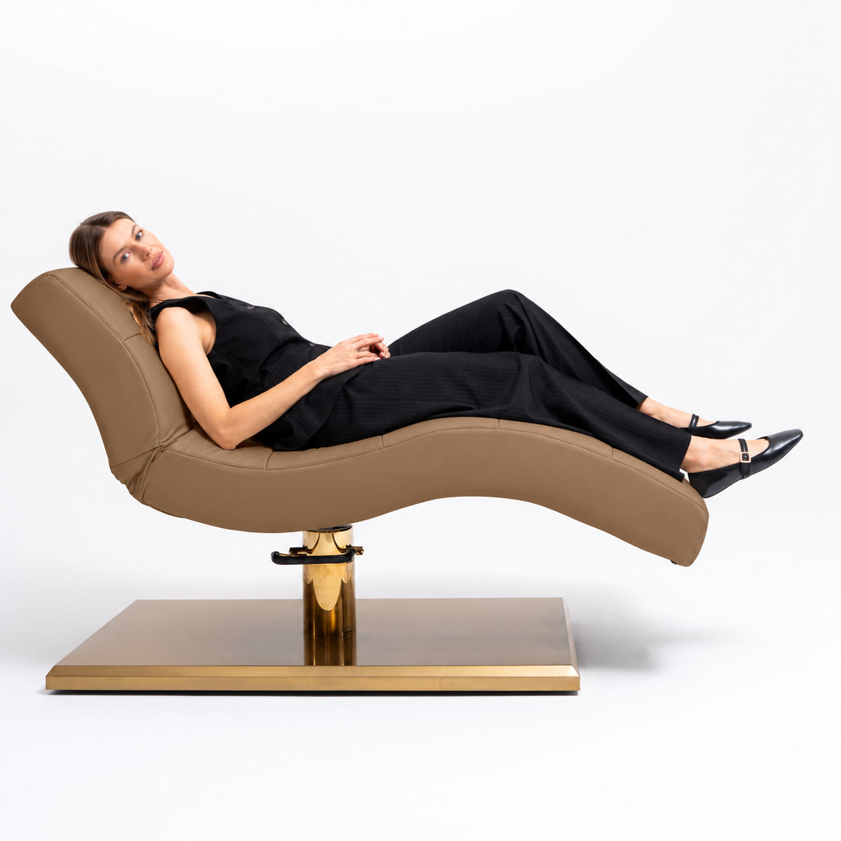Manufakturo Prestige Caramel – client positioning view