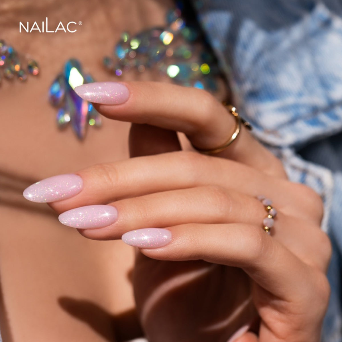 NaiLac Hybrid UV/LED Rubber Base Glow Pink Nails Styling