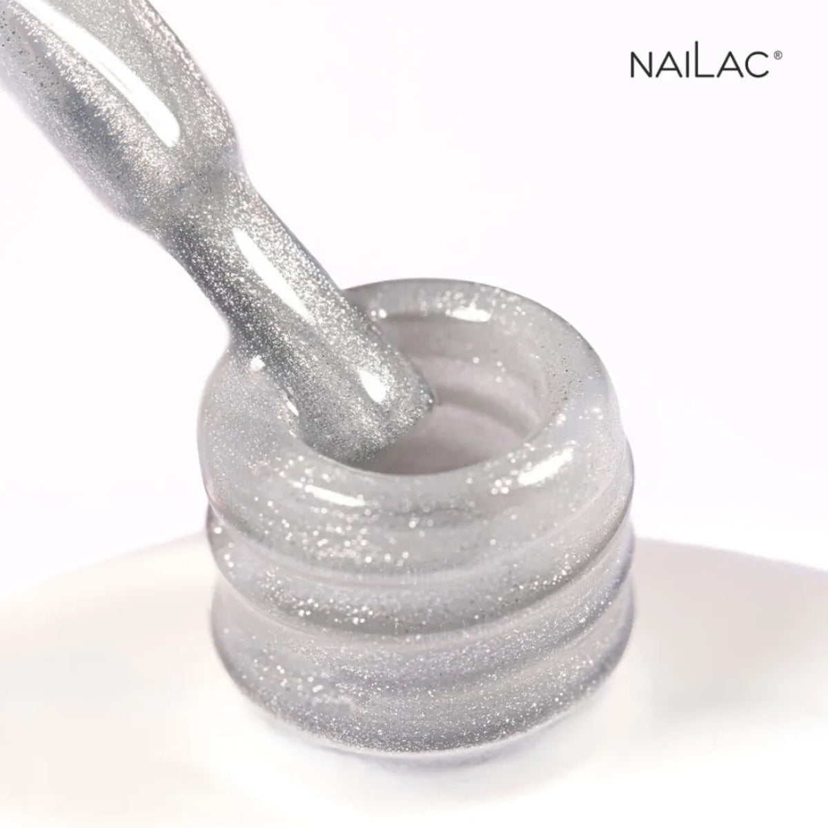 Nailac UV/LED Gel Nail Polish Porcelain Effect 01 Swatch