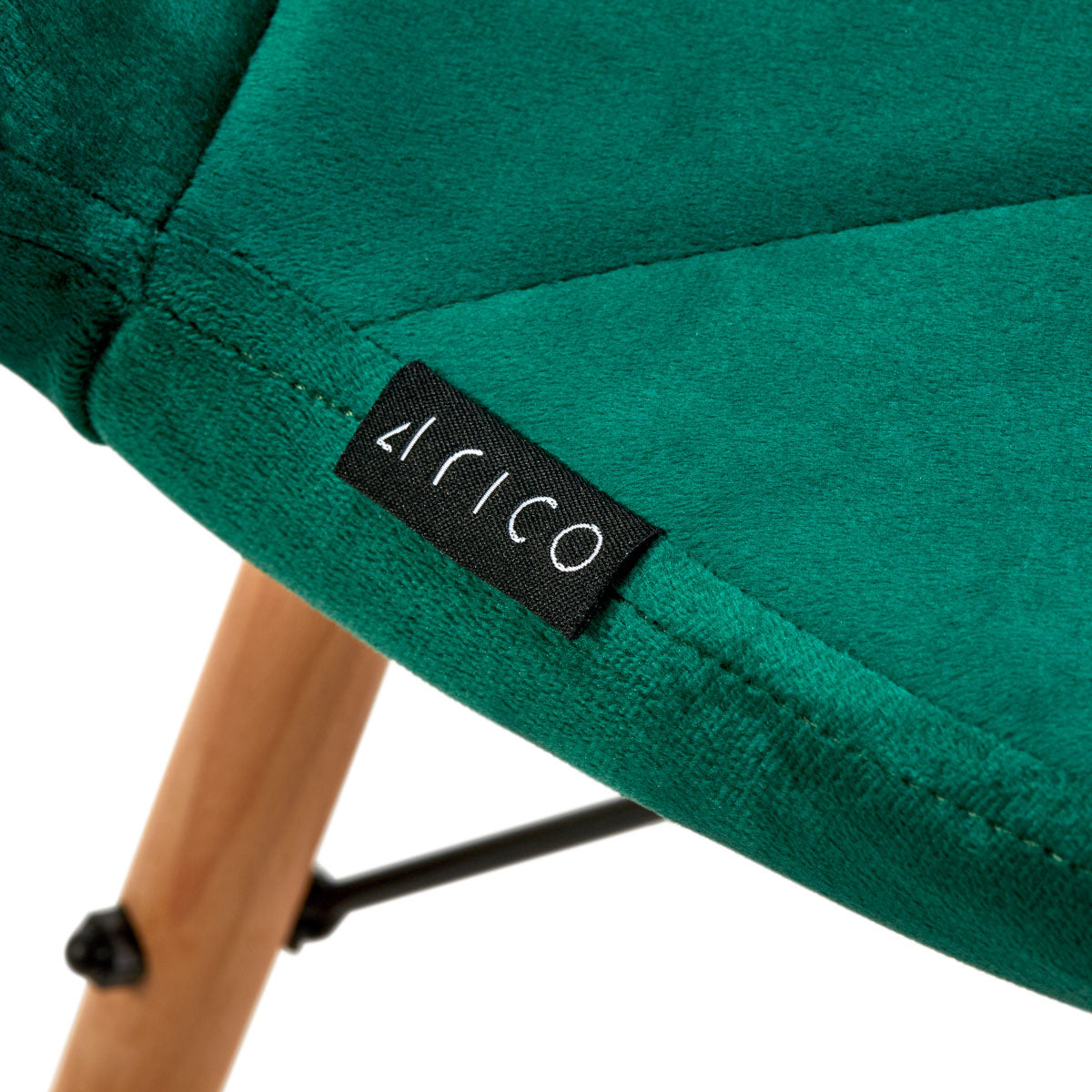 4Rico QS-186 Velvet Reception Chair Green - displayed in a professional treatment-room setting