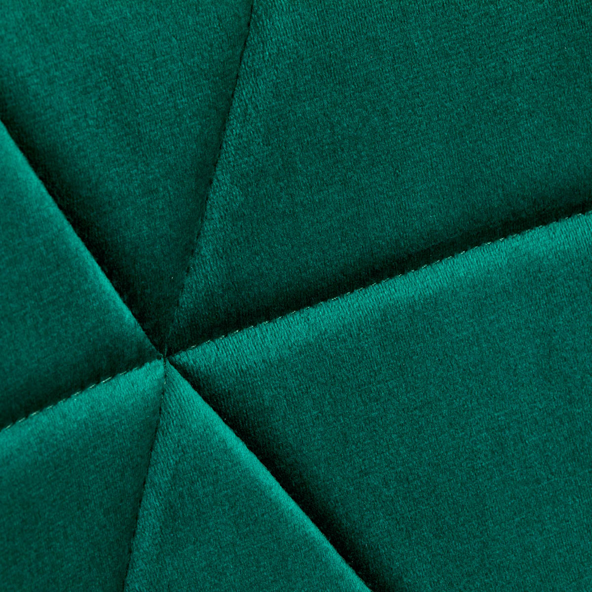 4Rico QS-186 Velvet Reception Chair Green - close-up of the upholstery and construction details