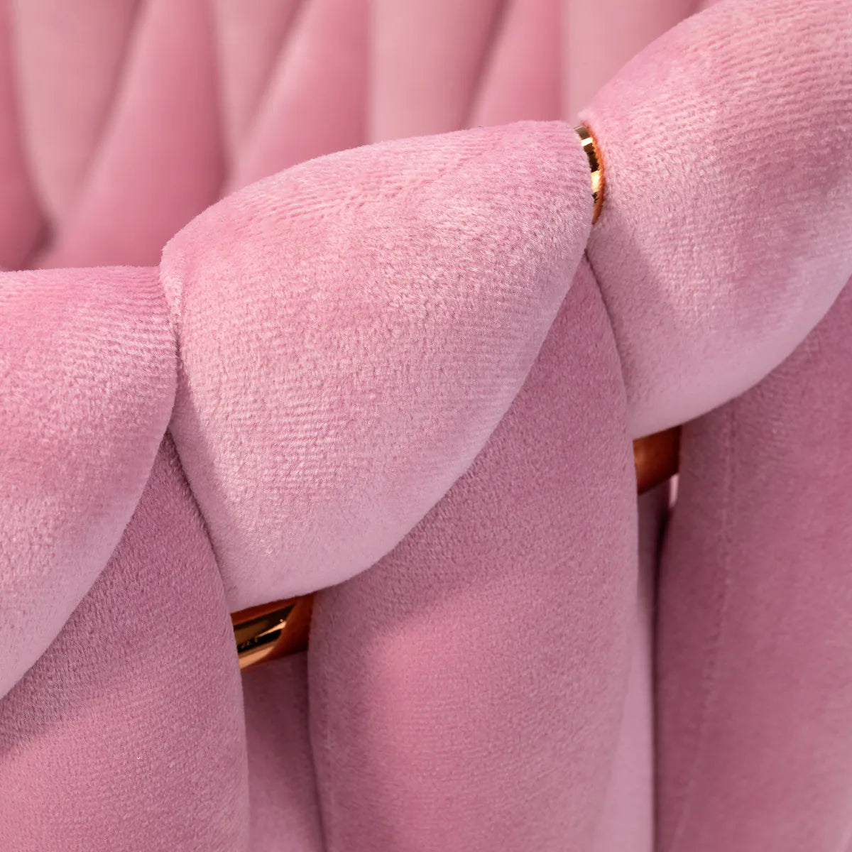 4Rico QS-GW06G Salon Chair Pink - close-up of the upholstery and construction details