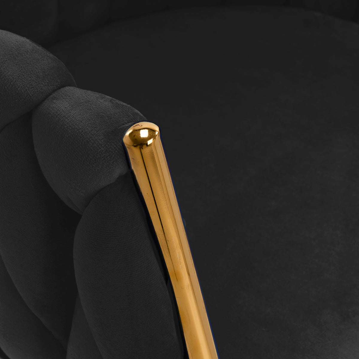 4Rico QS-GW06G Velvet Salon Reception Chair Black - close-up of the upholstery and construction details