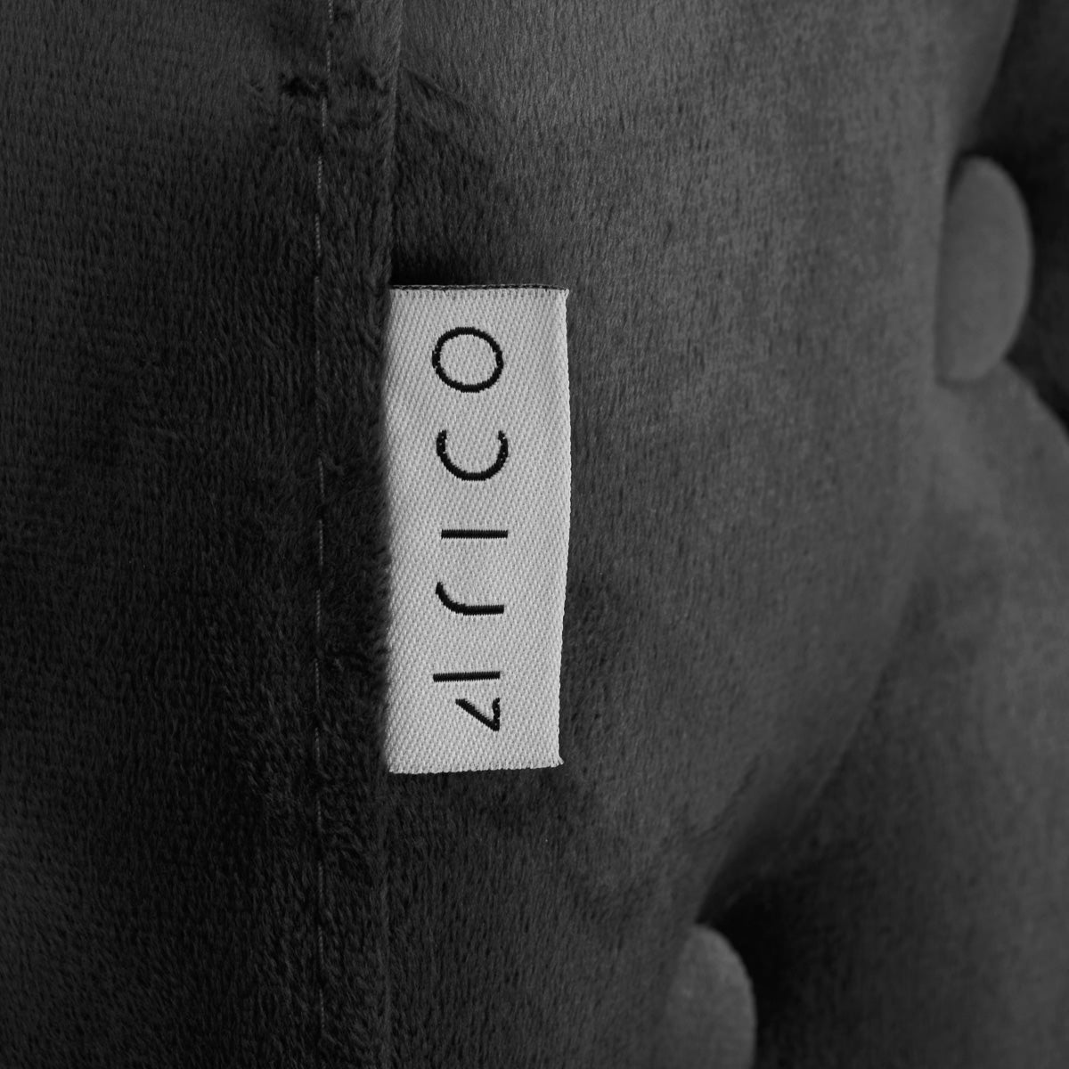 4Rico QS-OF213G Salon Chair Grey - close-up of the upholstery and construction details