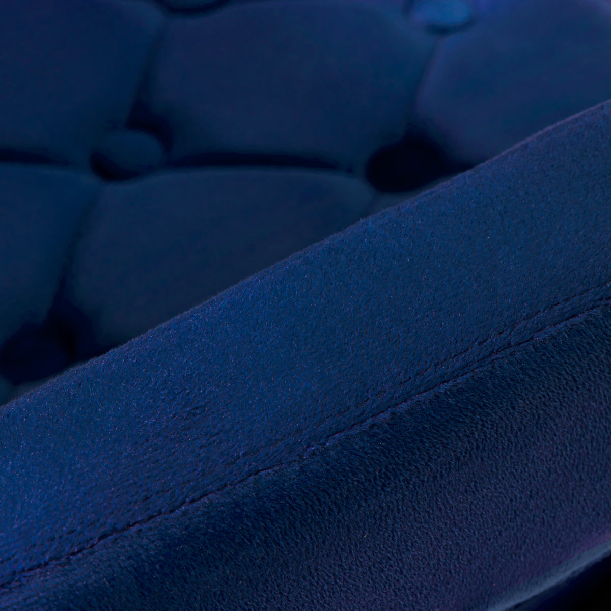4Rico QS-OF213G Salon Chair Navy Blue - close-up of the upholstery and construction details