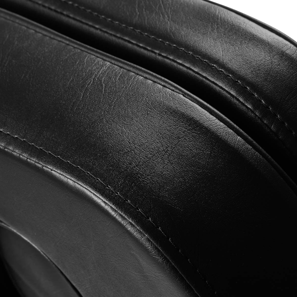 ActiveShop Basic 210 Hydraulic Beauty Bed Black - close-up of the upholstery and construction details