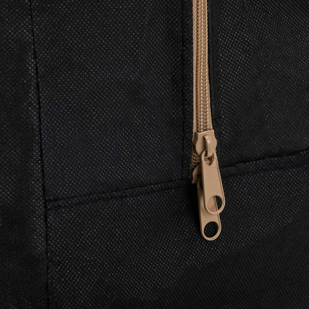 ActivFizjo Massage Table Bag Cover Comfort - close-up of the upholstery and construction details