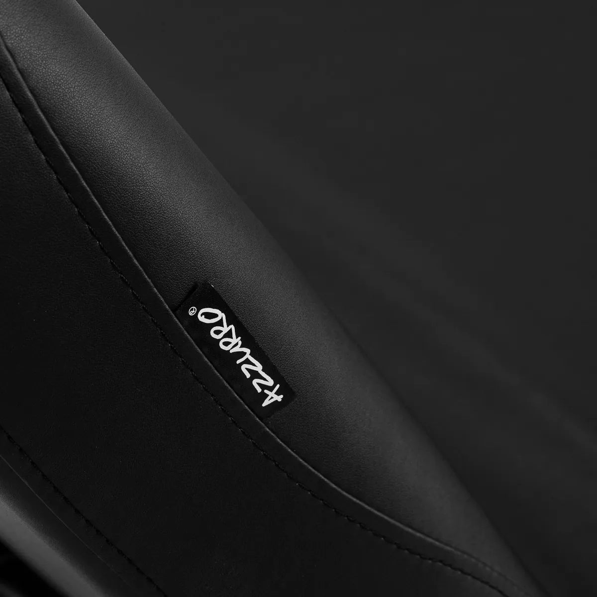 Azzurro 684A 1-Motor Electric Massage Bed Black - close-up of the upholstery and construction details