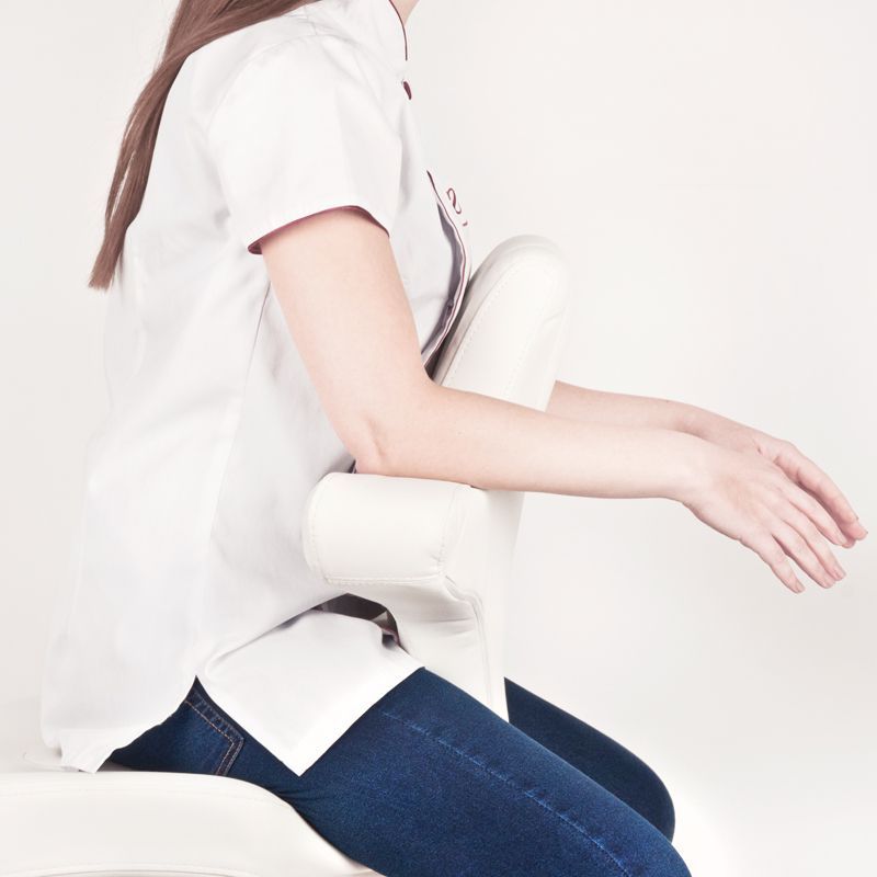 Azzurro Special 152 Beauty Chair Black - displayed in a professional treatment-room setting