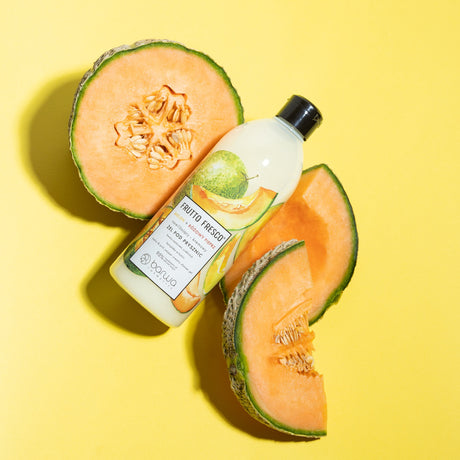 Barwa Frutto Fresco Moisturising Shower Gel Melon & Pink Pepper - product displayed with its packaging on a dark background