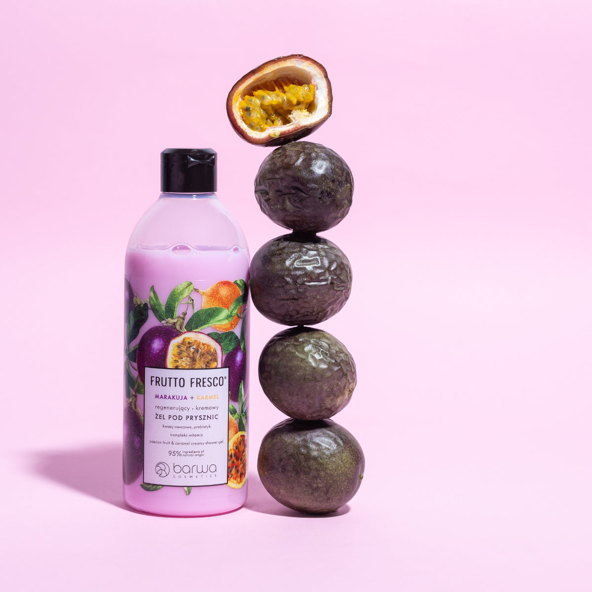 Barwa Frutto Fresco Regenerating Shower Gel Passion Fruit & Caramel - product displayed with its packaging on a dark background
