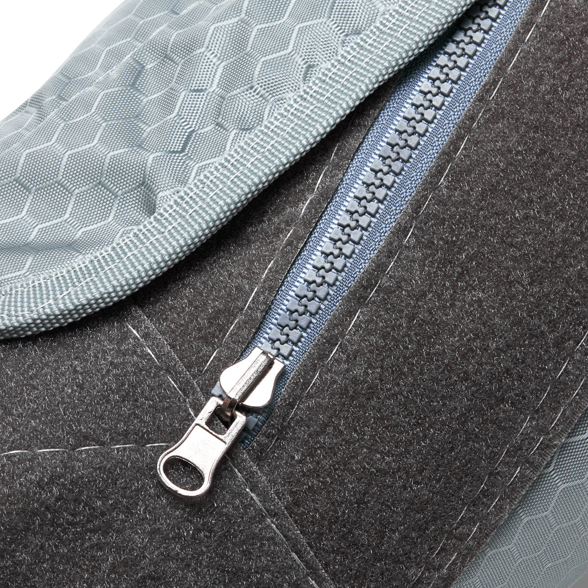 Elegante Platinum T8108 Air Pressotherapy Device For Lymphatic Drainage - close-up showing controls and working components