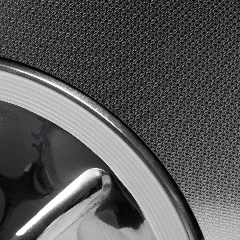 Fomos Foster 8L autoclave: close-up of the chamber door seal and rim