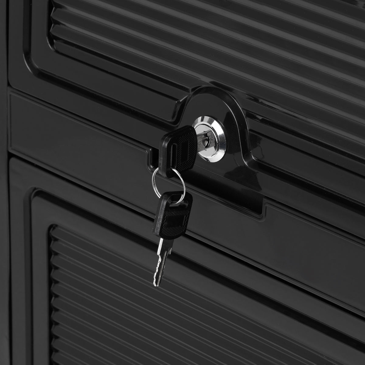 Gabbiano 68C Hairdressing Trolley Black - close-up of a construction detail