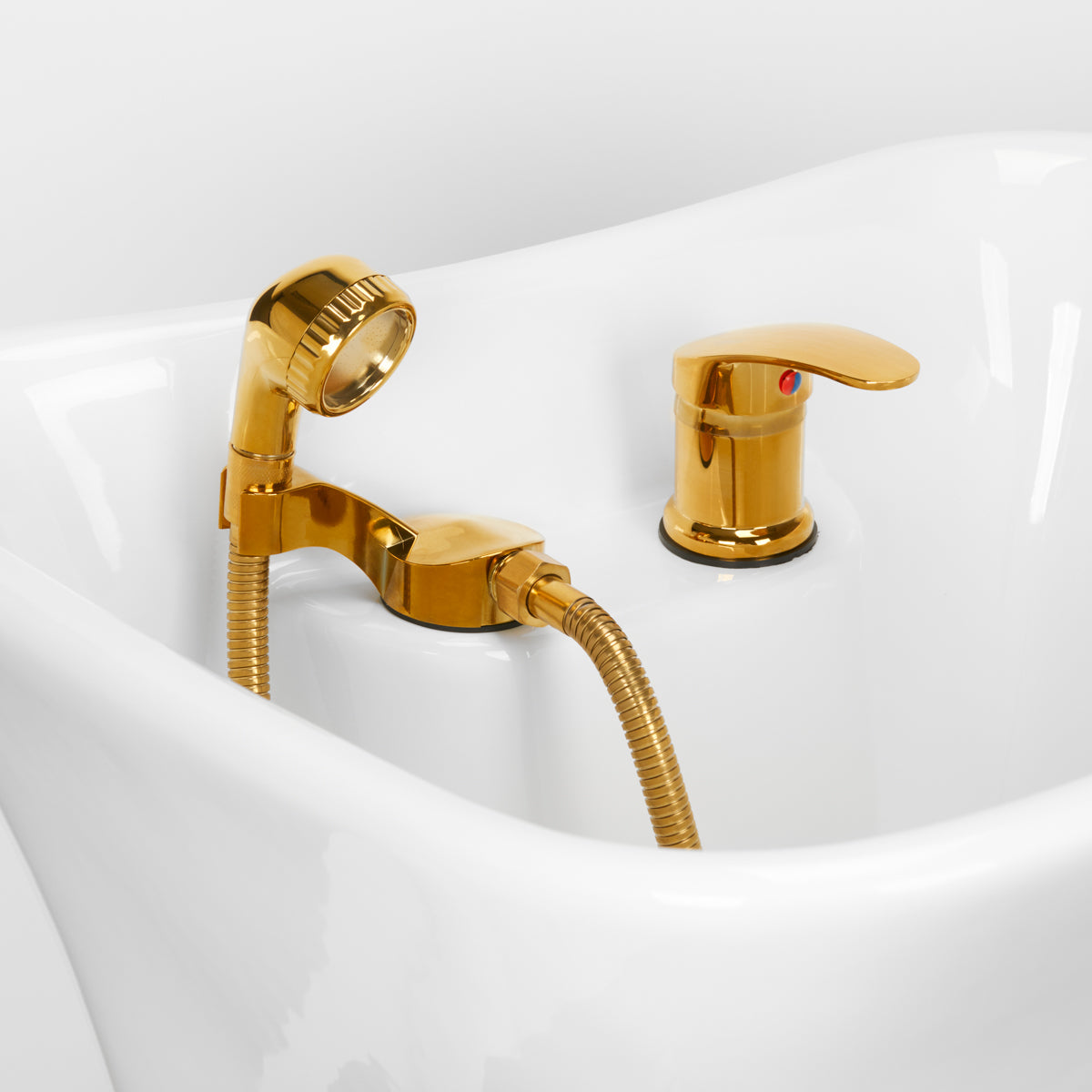 Gabbiano Hair Wash Unit Emma Black Gold - displayed in a professional treatment-room setting