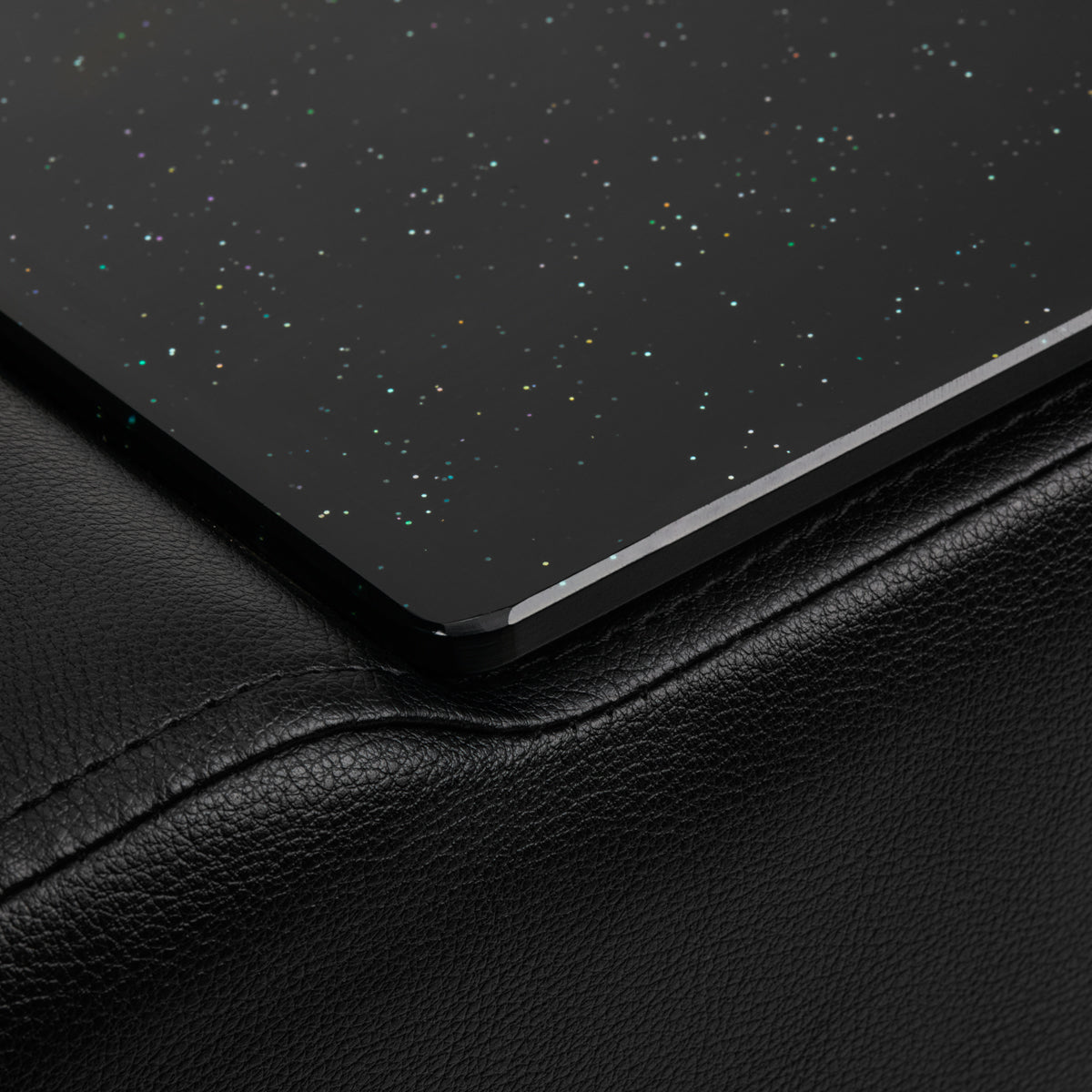 Gabbiano Hair Wash Unit Mayka Black - close-up of the upholstery and construction details
