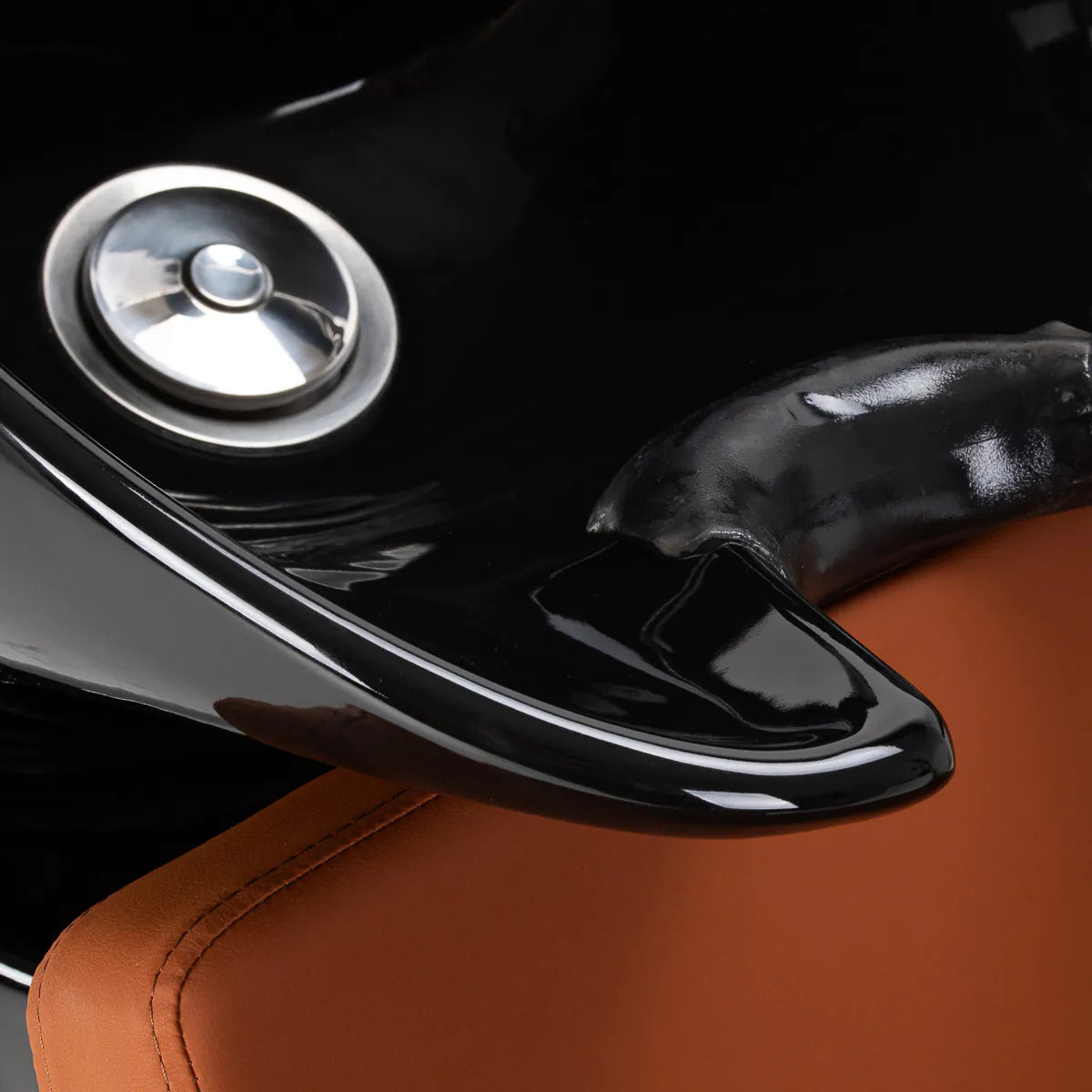 Gabbiano Hairdressing Backwash Unit Vitoria Brown - close-up of the upholstery and construction details