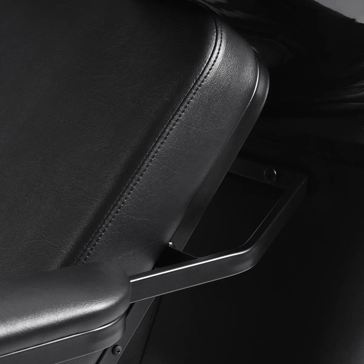Gabbiano Madrid Backwash Unit Black - close-up of the upholstery and construction details
