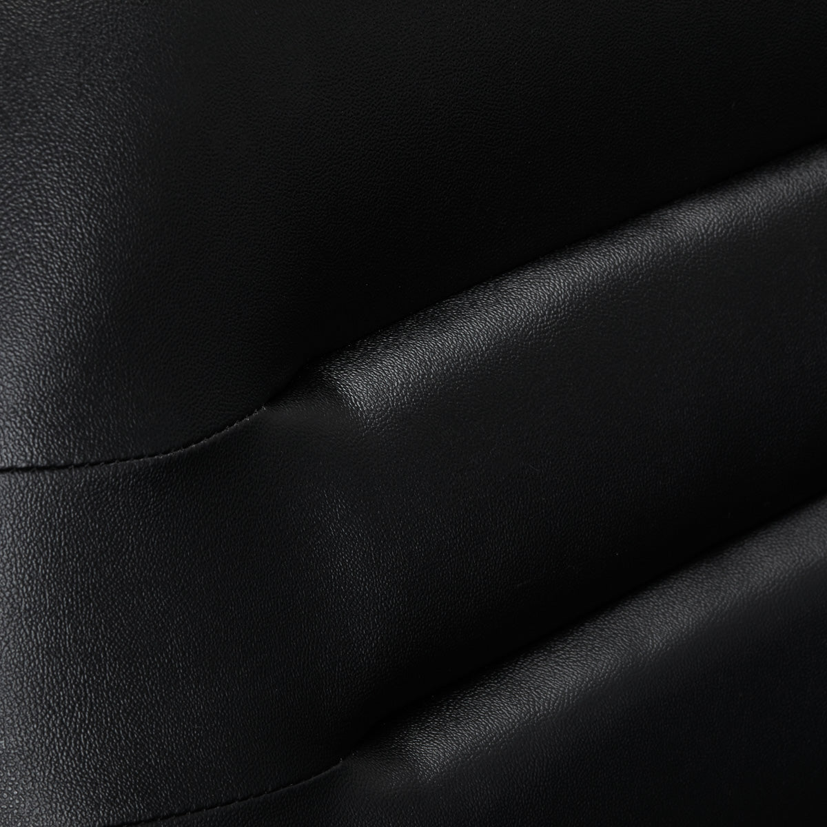 Gabbiano Monaco Hairdressing Chair Black - close-up of the upholstery and construction details