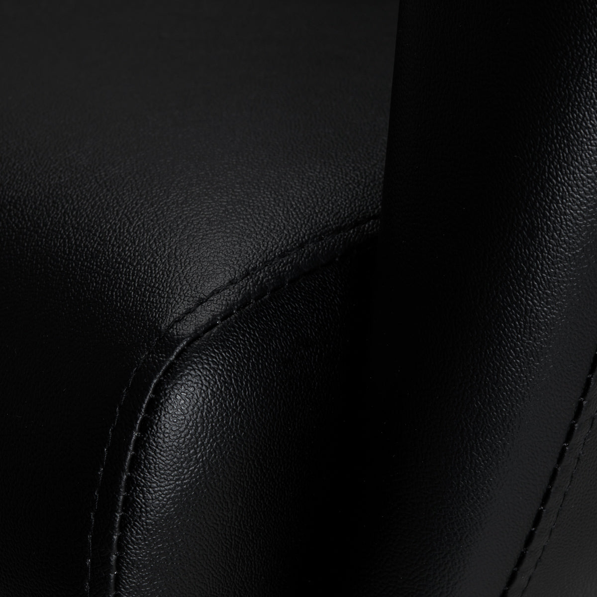 Gabbiano Monaco Hairdressing Chair Black - close-up of the upholstery and construction details