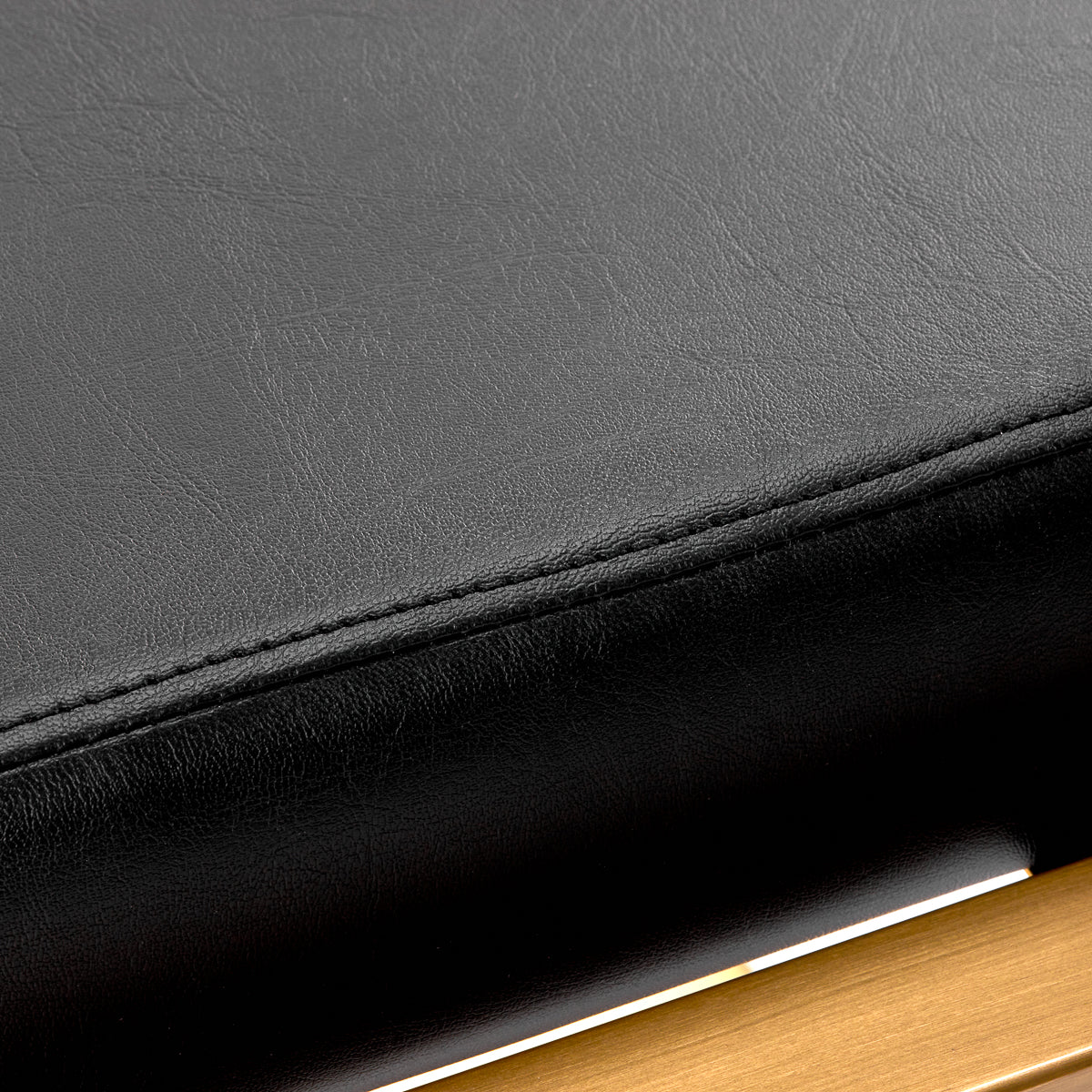 Gabbiano Porto-GM Hair Salon Styling Chair Black - close-up of the upholstery and construction details
