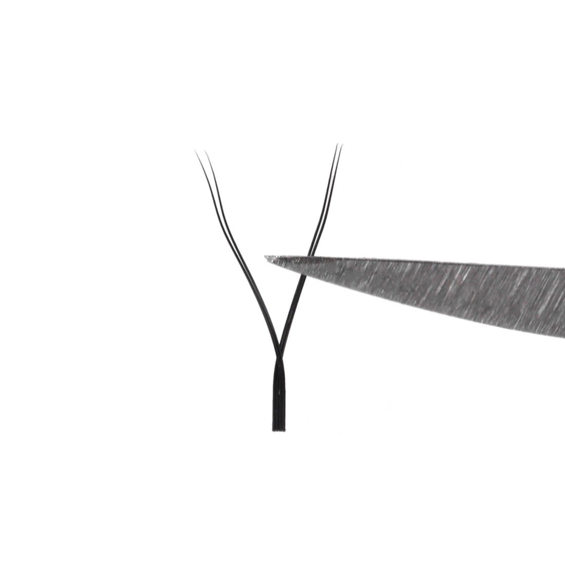 YY lash fibre shape and flat base detail