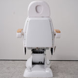 Manufakturo Grace Electric Beauty Bed - 3 Motors Bare Blush - close-up of the upholstery and construction details