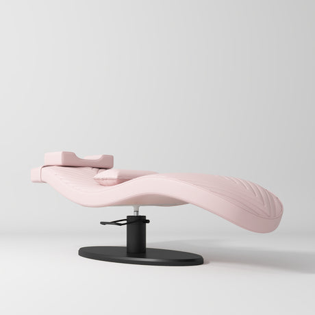 Manufakturo Royale Luxury & Ergonomic Beauty Lash Bed Black Base Light Pink - displayed in a professional treatment-room setting