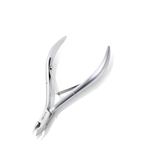 Nghia Export Cuticle Nippers C-04 Jaw 16 - stainless-steel nippers with the cutting jaws visible on a white background