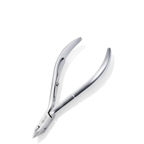 Nghia Export Cuticle Nippers C-05 Jaw 16 - stainless-steel nippers with the cutting jaws visible on a white background