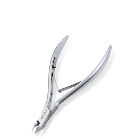 Nghia Export Cuticle Nippers C-07 Jaw 14 - stainless-steel nippers with the cutting jaws visible on a white background