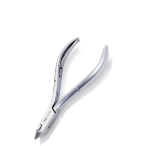 Nghia Export Cuticle Nippers N-04 Full Jaw - stainless-steel nippers with the cutting jaws visible on a white background