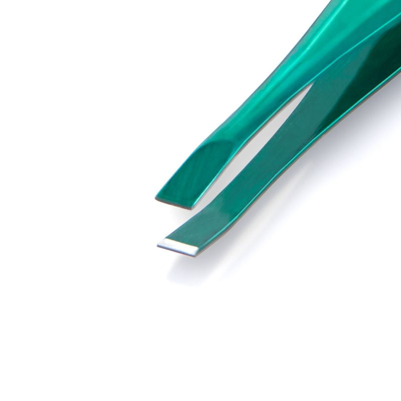 Nghia Export T-01 Tweezers Green - close-up of the tweezer arms and precision tips on a white background