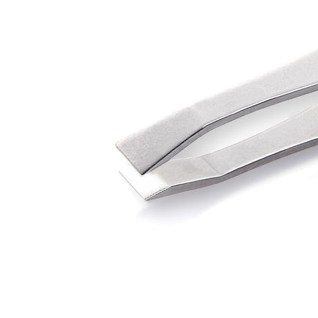 Nghia Export T-02 Tweezers - close-up of the tweezer arms and precision tips on a white background