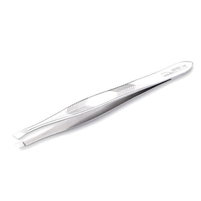 Nghia Export T-07 Tweezers - close-up of the tweezer arms and precision tips on a white background