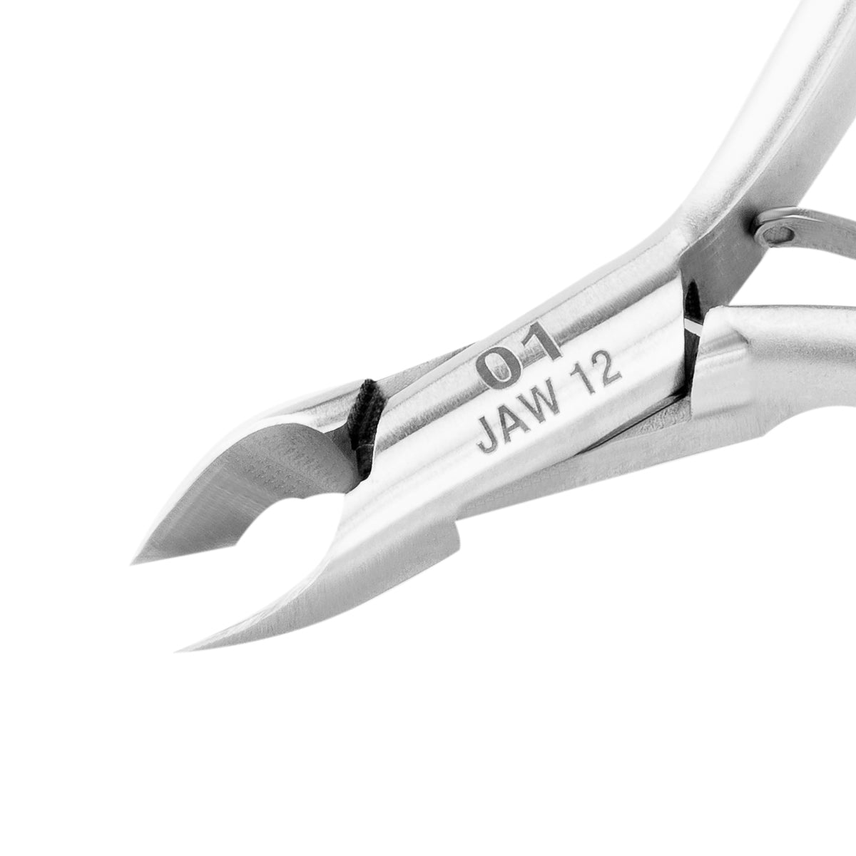 Ocho Pro Cuticle Nippers 01 Hand Polished Jaw 4mm - stainless-steel nippers with the cutting jaws visible on a white background