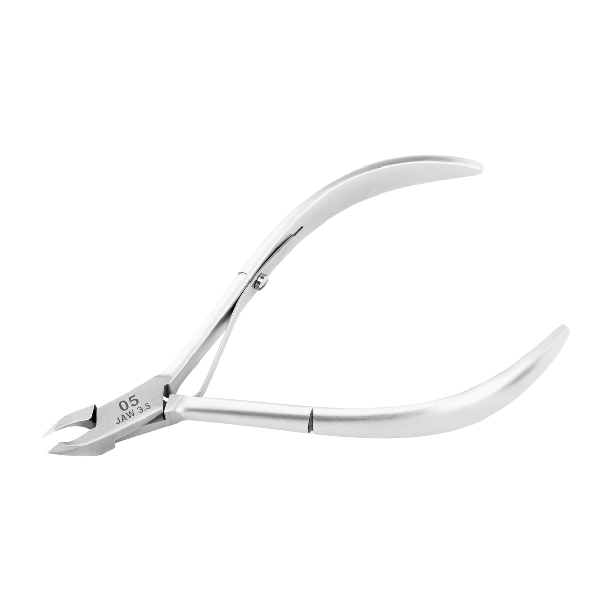 Ocho Pro Cuticle Nippers 05 Hand Polished Jaw 3.5mm - stainless-steel nippers with the cutting jaws visible on a white background