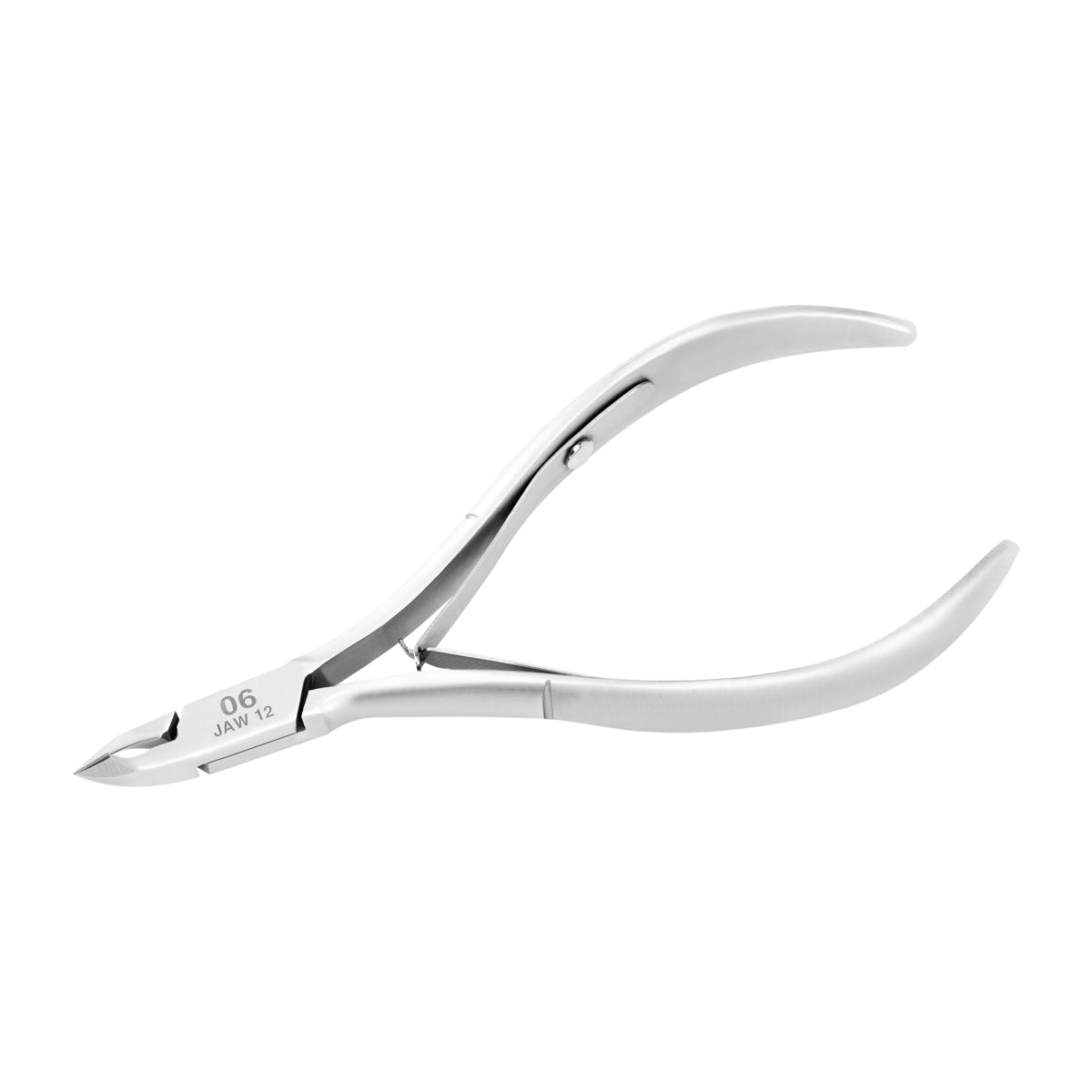 Ocho Pro Cuticle Nippers 06 Hand Polished Jaw 4mm - stainless-steel nippers with the cutting jaws visible on a white background