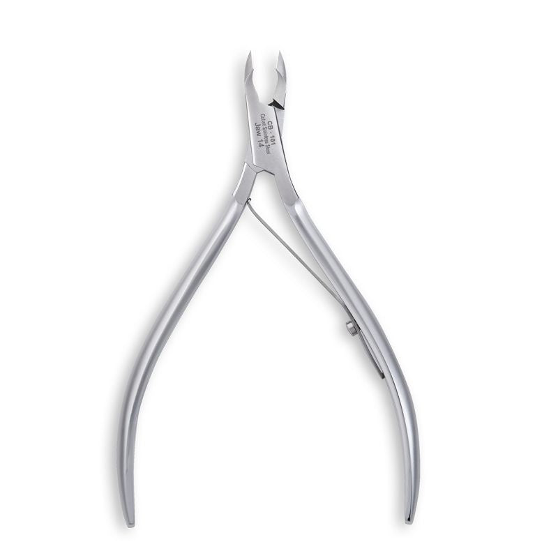 Omi Pro-Line CB-101 Cuticle Nippers 12/4mm Jaw - Box Joint - stainless-steel nippers with the cutting jaws visible on a white background