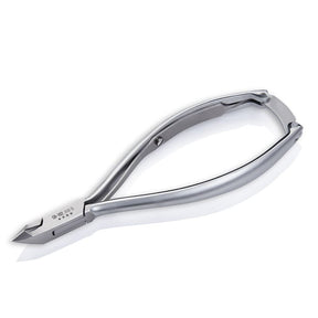Omi Pro-Line CB-102 Cuticle Nippers 12/4mm Jaw - Box Joint - stainless-steel nippers with the cutting jaws visible on a white background