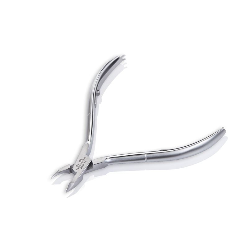 Omi Pro-Line CL-203 Cuticle Nippers 12/4mm Jaw - Lap Joint - stainless-steel nippers with the cutting jaws visible on a white background